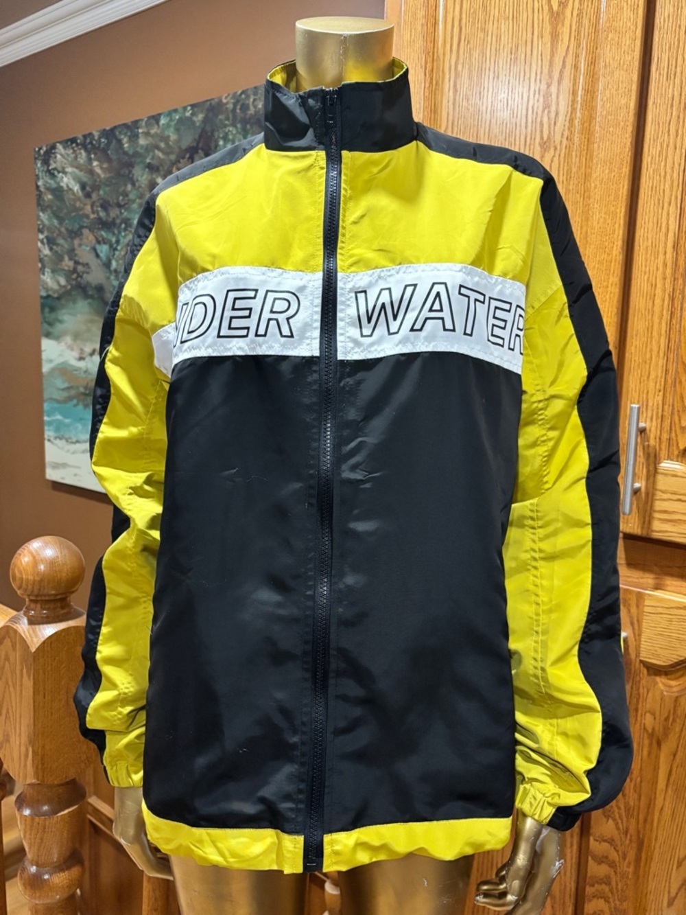 Men's Yellow & Black Windbreaker Jacket with 'DER WATER' Chest Stripe
